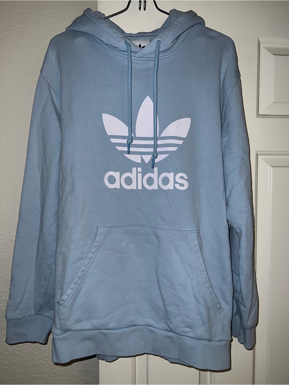 Adidas Sweatshirt
